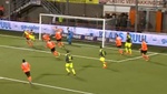 Espectacular chilena de Van Ginkel para salvar al PSV del desastre