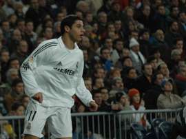 Cicinho has reached an agreement to return to football with Brasiliense. EFE
