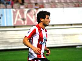 Dani Mateos firma con el Guadalajara. ClubDeportivoGuadalajara