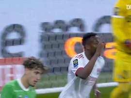 Le premier doublé de Kadewere avec Lyon. dugout