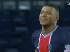 VIDÉO : Le superbe but de Kylian Mbappé face à Nîmes. DUGOUT