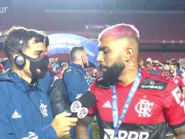 Gabigol comemora mais um título com o Fla e desabafa. DUGOUT