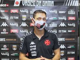 Diogo Siston avalia desempenho do Vasco contra o Volta Redonda. DUGOUT