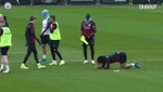 Pep los quiere para el Fulham: Agüero y Aké obedecen