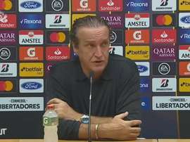 Cuca brinca com a permanência de Soteldo no Santos. DUGOUT