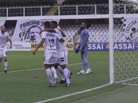 Vveja o gol de Sabino no empate do Santos com a Ferroviária. DUGOUT