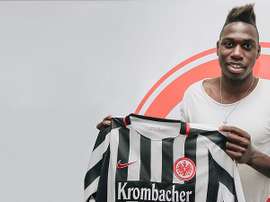 Da Costa est allergique au gazon. Eintracht