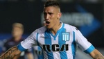 Racing 'pasa' de polémicas y se coloca líder