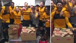 Eliminaron al Leicester y lo celebraron con mucho pollo frito