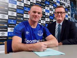 Rooney happy again - Schneiderlin. Twitter/Everton