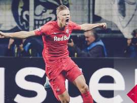 Red Bull et le football : une histoire d'énergie. Twitter/RedBullSalzburg