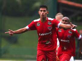 Volante de 19 anos vai assinar com o Atlético-PR. Goal