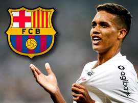 Pedrinho est suivi par Barcelone. Goal