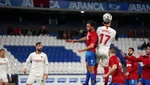 El Sevilla sufre pero cumple bajo la lluvia ante el guerrero Bergantiños
