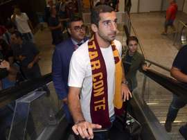 OFICIAL: Mkhitaryan, do Arsenal à Roma. Twitter/ASRomaEN