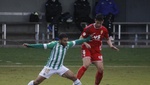 Manu Morillo sentencia al Real Murcia y da alas al Betis Deportivo