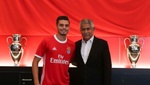 El Benfica renueva a Nuno Santos hasta 2024