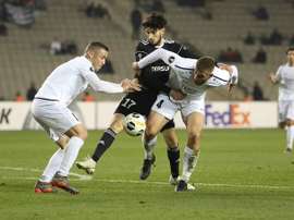 El Qarabag no pudo pasar del empate. Twitter/FKQarabaghEN