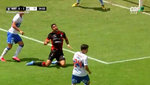 El VAR desapareció en un penalti muy dudoso contra Universidad Católica
