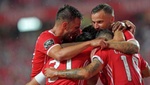 El Benfica gana, pero el Famalicao no cede