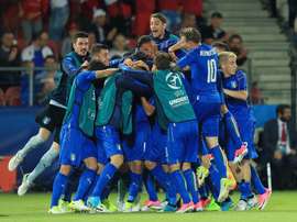 A Itália bateu a Dinamarca por duas bolas a zero. UEFA