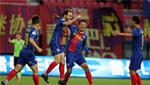'Hat trick' de Verdú para tumbar al Zhejiang de Sergi Barjuan