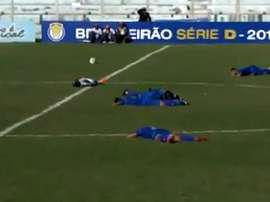 Nouvelle attaque d'abeilles dans un match au Brésil. Capture