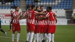 El Almería se crece ante la Ponferradina para abandonar el descenso