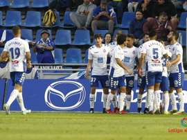 El Tenerife quiere ganar ante el Huesca para seguir luchando por el 'play off'. LaLiga
