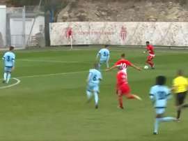 Mboula a marqué un but à la Robben. Monaco