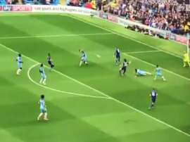 Okazaki, attaquant du Leicester, inscrit un but contre Manchester City. SkySports