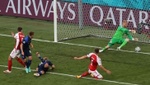 Finlandia hace historia y Eriksen gana el partido importante