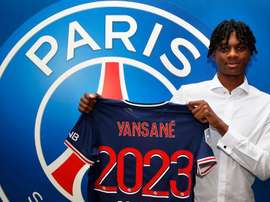Yansané becomes Pochettino's first signing. PSG