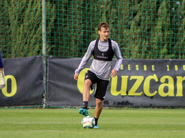 Sergio espera que los últimos tres puntos del año sean para el Cádiz. CádizCF