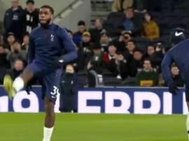 Tanganga jugó por vez primera con los séniors. Captura/Twitter/SpursOfficial