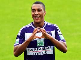 O meia belga, aos 20 anos, já leva quatro épocas na equipe sênior do Anderlecht. RSCA