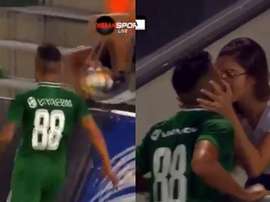 Wanderson went to kiss his girlfriend, but the goal did not count. Capturas/DiemaSport